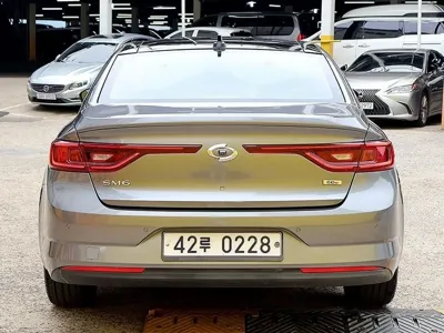 Renault-KoreaSamsung SM6 2016, 116307 км, за 3907.01 USD