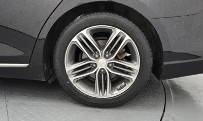 Hyundai Grandeur 2018, 63945 км, за 11027.96 USD - фото 21