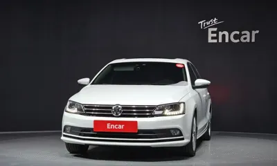 Volkswagen Jetta 2015, 106444 км, за 4482.18 USD