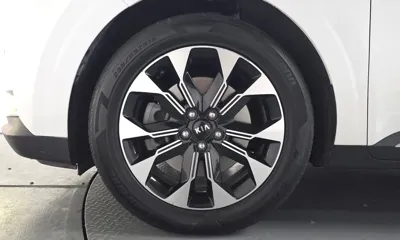 Kia Canival 2021, 77408 км, за 17112.65 USD