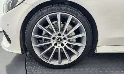 Mercedes-Benz C-Class 2018, 40683 км, за 19153.1 USD