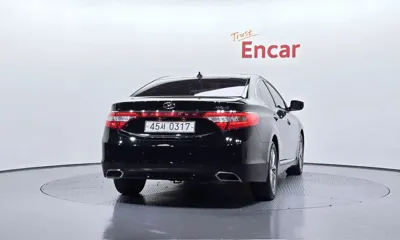 Hyundai Grandeur 2017, 105355 км, за 5594.59 USD