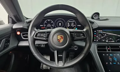 Porsche Taycan 2021, 14642 км, за 70828.41 USD - фото 14