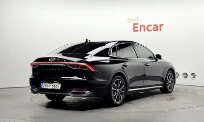 Hyundai Grandeur 2022, 38602 км, за 17434.31 USD