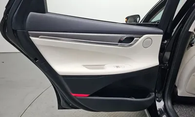 Hyundai Grandeur 2022, 38602 км, за 17434.31 USD - фото 25