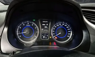 Hyundai Grandeur 2014, 242590 км, за 2276.87 USD - фото 8