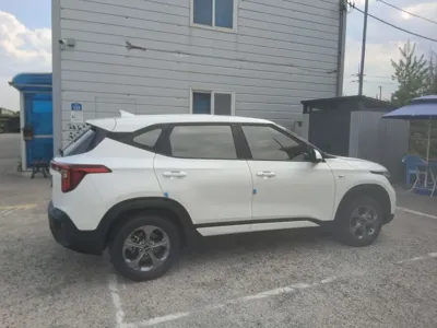 Kia Seltos 2023, 39782 км, за 17395.3 USD