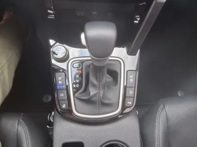 Kia Seltos 2023, 39782 км, за 17255.97 USD - фото 12
