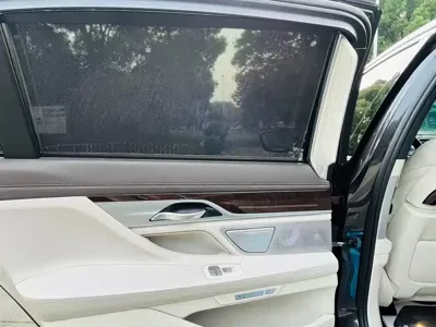 BMW 7 Series 2015, 80000 км, за 36638.49 USD
