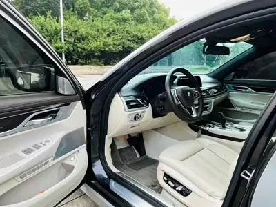 BMW 7 Series 2015, 80000 км, за 36638.49 USD - фото 6