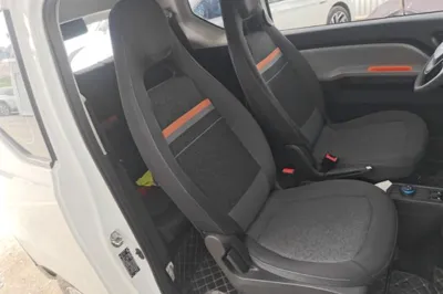 Wuling Hongguang MINIEV 2020, 47600 км, за 4325 USD - фото 19