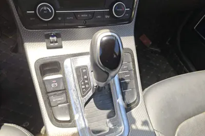 Geely Auto Emgrand GS 2016, 94300 км, за 5164 USD - фото 12