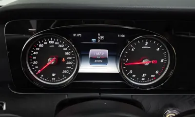 Mercedes-Benz E-Class 2017, 89094 км, за 12465.54 USD - фото 8