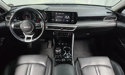 Kia K5 2023, 82931 км, за 13062.89 USD - фото 7