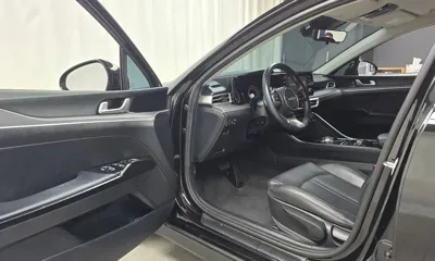 Kia K5 2023, 82931 км, за 13062.89 USD - фото 10