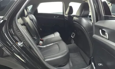 Kia K5 2023, 82931 км, за 13062.89 USD - фото 12