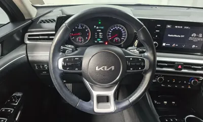Kia K5 2023, 82931 км, за 13062.89 USD - фото 13