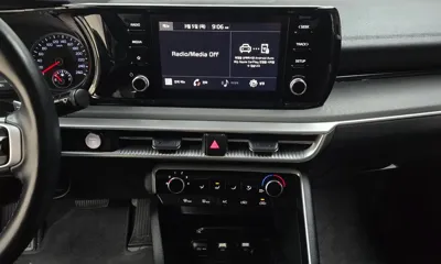 Kia K5 2023, 82931 км, за 13062.89 USD - фото 14