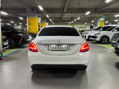 Mercedes-Benz C-Class 2019, 63874 км, за 10944.63 USD