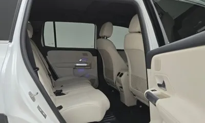 Mercedes-Benz EQB 2025, 12071 км, за 36103.45 USD - фото 10