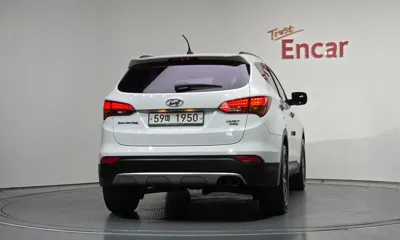 Hyundai Santafe 2013, 208211 км, за 3966.16 USD