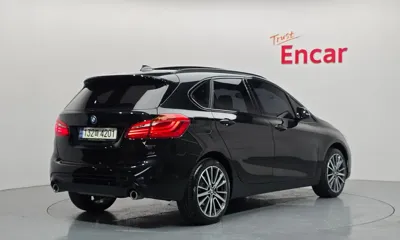BMW 2-Series 2021, 111093 км, за 10901.88 USD