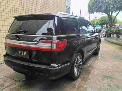 Lincoln Navigator 2018, 153000 км, за 42377.05 USD - фото 6