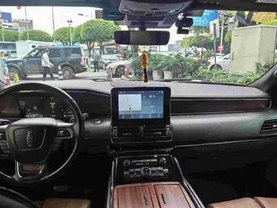 Lincoln Navigator 2018, 153000 км, за 42377.05 USD - фото 10