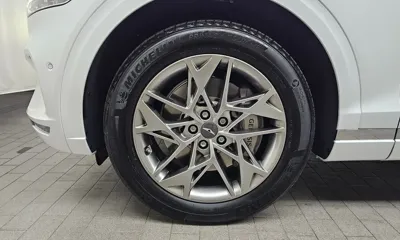 Genesis GV70 2023, 36813 км, за 27647.7 USD