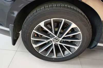 Volkswagen Magotan 2020, 93900 км, за 16907 USD - фото 11