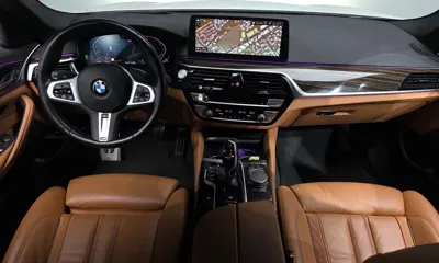 BMW 5-Series 2022, 59837 км, за 22515.43 USD - фото 7