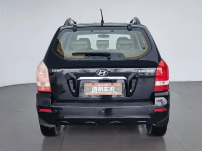 Hyundai Tucson 2014, 83800 км, за 1882.92 USD