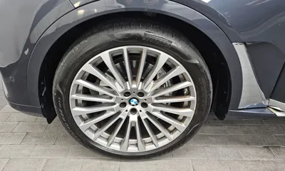 BMW X7 2022, 168367 км, за 40502.69 USD
