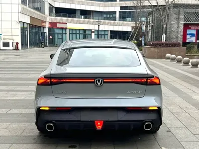 Changan UNI-V 2022, 28000 км, за 7053.33 USD - фото 8