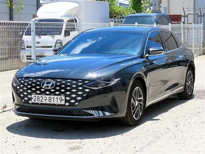 Hyundai Grandeur 2021, 156689 км, за 9765.48 USD