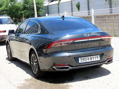 Hyundai Grandeur 2021, 156689 км, за 9765.48 USD