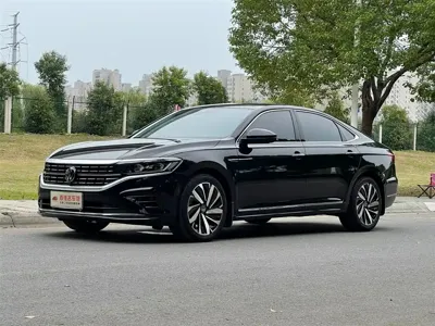 Volkswagen Passat · 2024 год