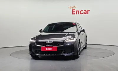 Kia Stinger 2018, 79726 км, за 10174.61 USD