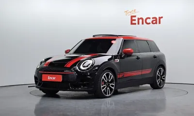 MINI Clubman · 2023 год
