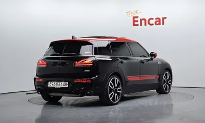 MINI Clubman 2023, 37670 км, за 23118.6 USD