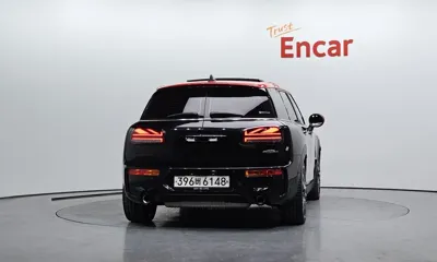 MINI Clubman 2023, 37670 км, за 23118.6 USD