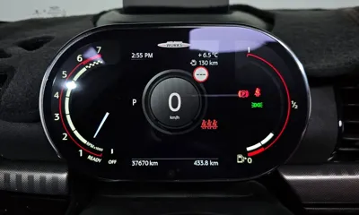MINI Clubman 2023, 37670 км, за 23118.6 USD - фото 8
