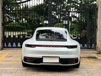 Porsche 911 2021, 20000 км, за 124424.1 USD