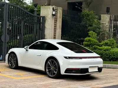 Porsche 911 2021, 20000 км, за 124424.1 USD