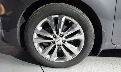 Kia Canival 2016, 136869 км, за 8259 USD