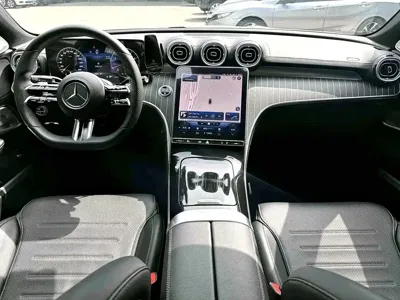 Mercedes-Benz C-Class 2022, 50000 км, за 19422.81 USD