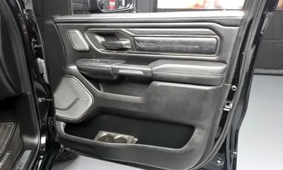Dodge Ram Pick Up 2021, 64664 км, за 46819.02 USD - фото 25