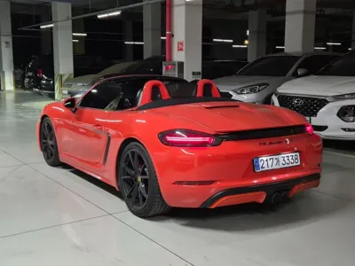 Porsche 718 2017, 91700 км, за 33146.97 USD