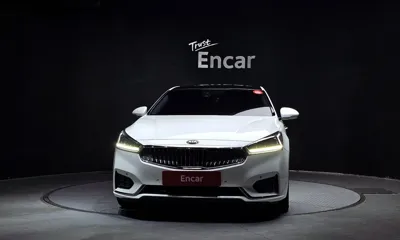 Kia K7 2018, 85303 км, за 10115.6 USD