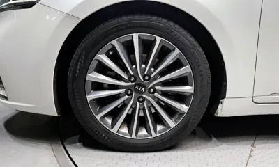 Kia K7 2018, 85303 км, за 10115.6 USD